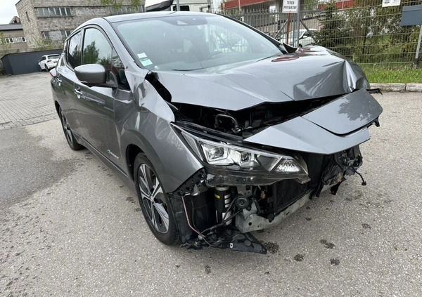 Nissan Leaf cena 33900 przebieg: 56500, rok produkcji 2018 z Ścinawa małe 301